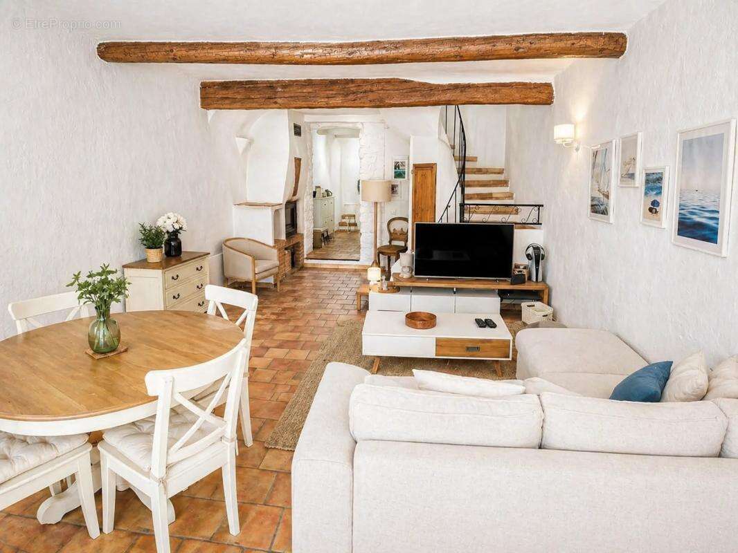 Appartement à ROUSSET