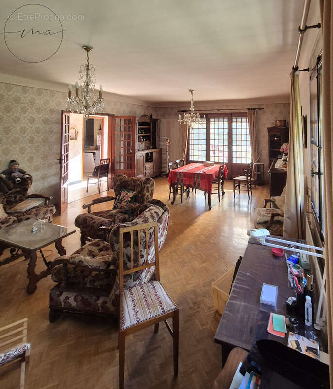 Maison à LACAUNE