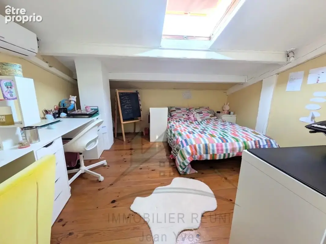 Châteauneuf-les-Martigues   La Mède . Villa 4 chambres + T2 indépendant. Piscine . 2 stationnements. - photo 22