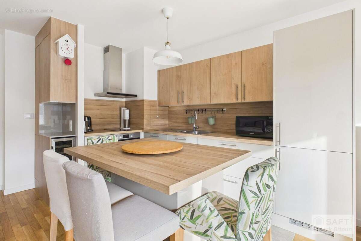 Photo 7 - Appartement à COURBEVOIE