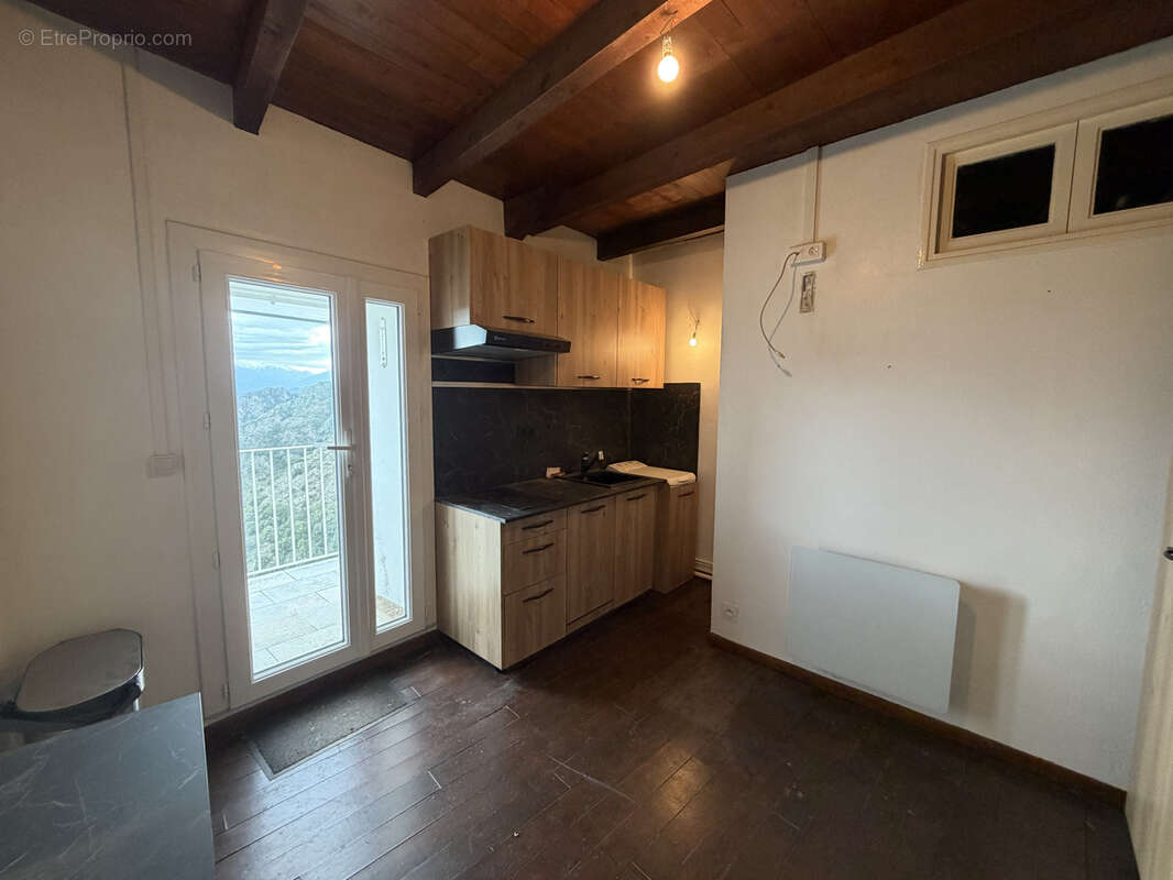 Maison à CASTELLARE-DI-MERCURIO