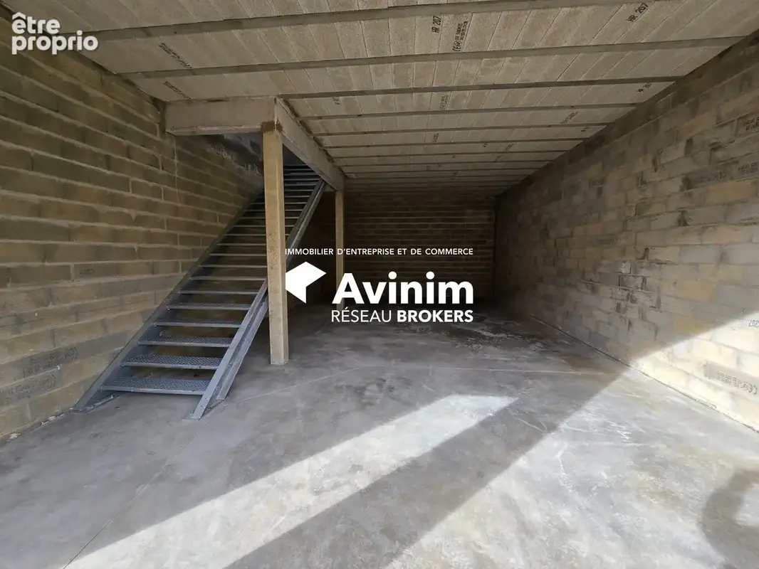 Commerce 141 m² à vendre à Cormeilles-En-Parisis (95240) - photo 2