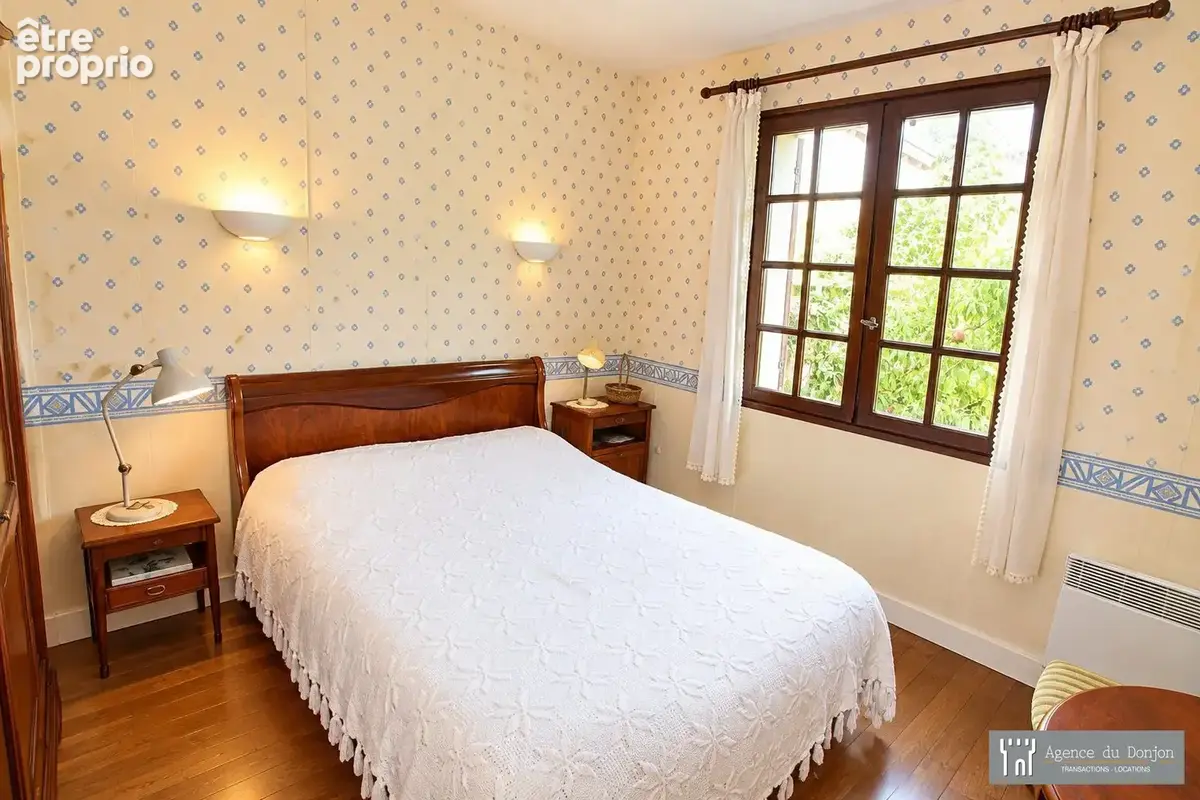 Maison 5 pièces 85 m² à vendre à Pons (17800) - photo 5
