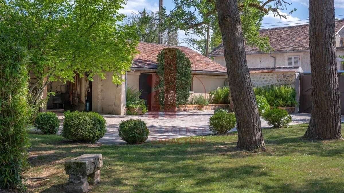 Maison à FONTAINEBLEAU