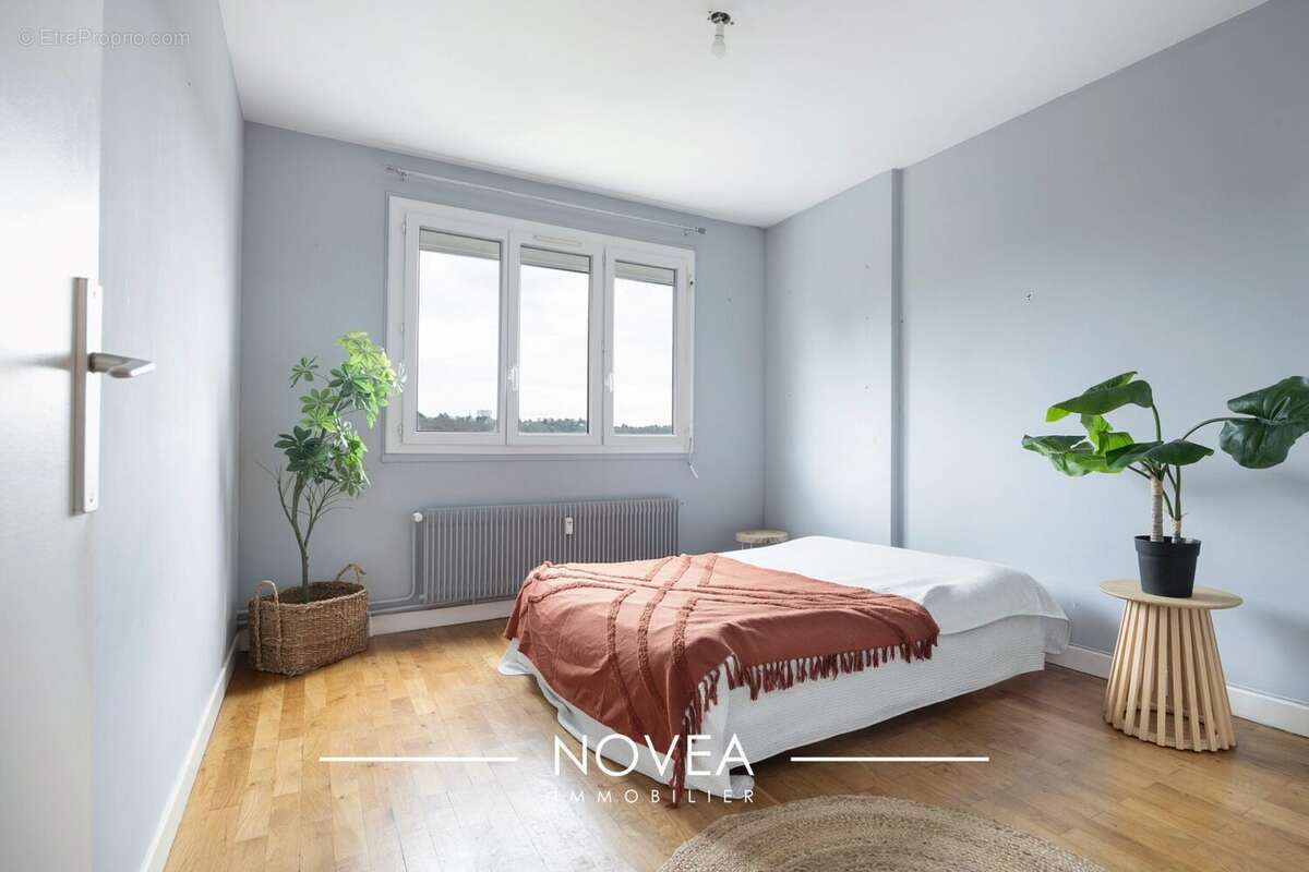 Appartement à FONTAINES-SUR-SAONE