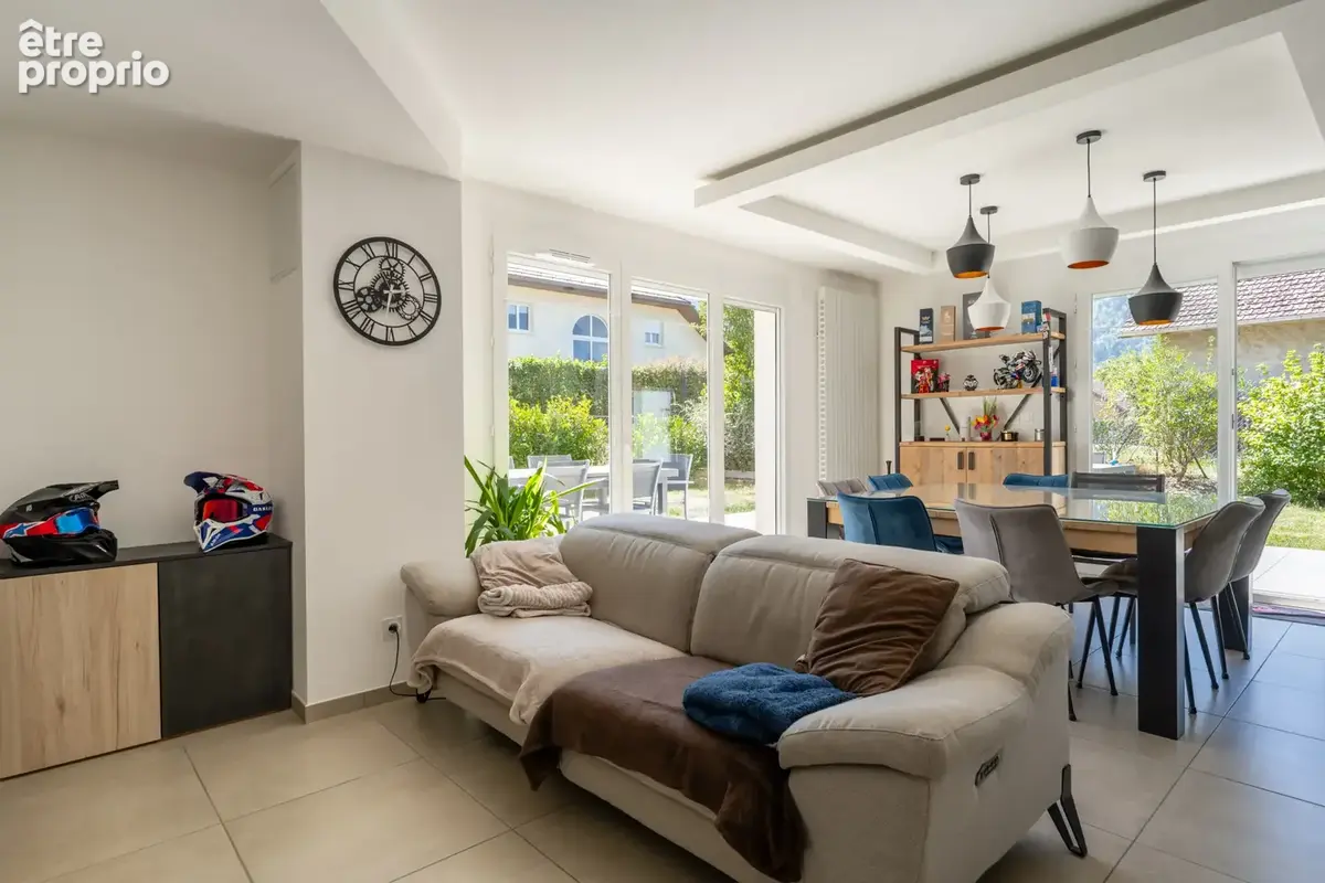 DOUSSARD - Appartement T4 lumineux avec jardin - photo 5