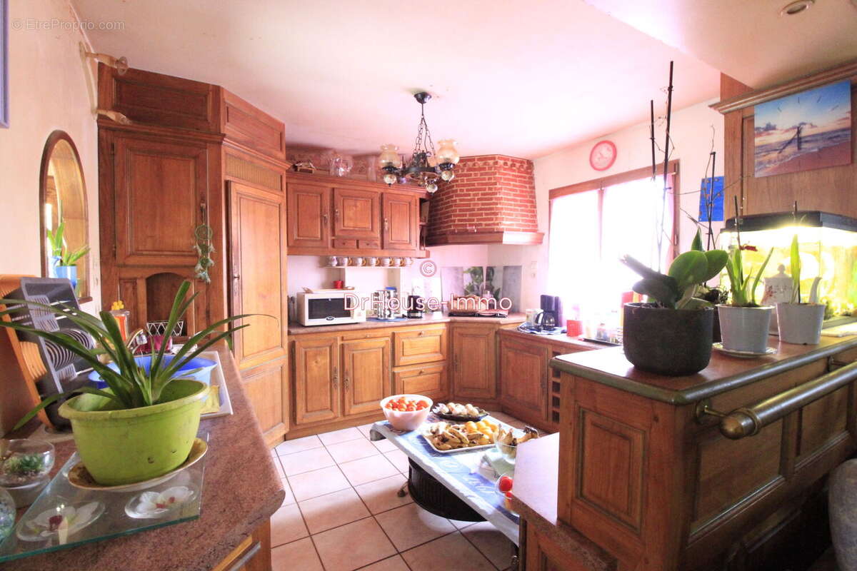 Maison à SAINT-DENIS-DES-MONTS