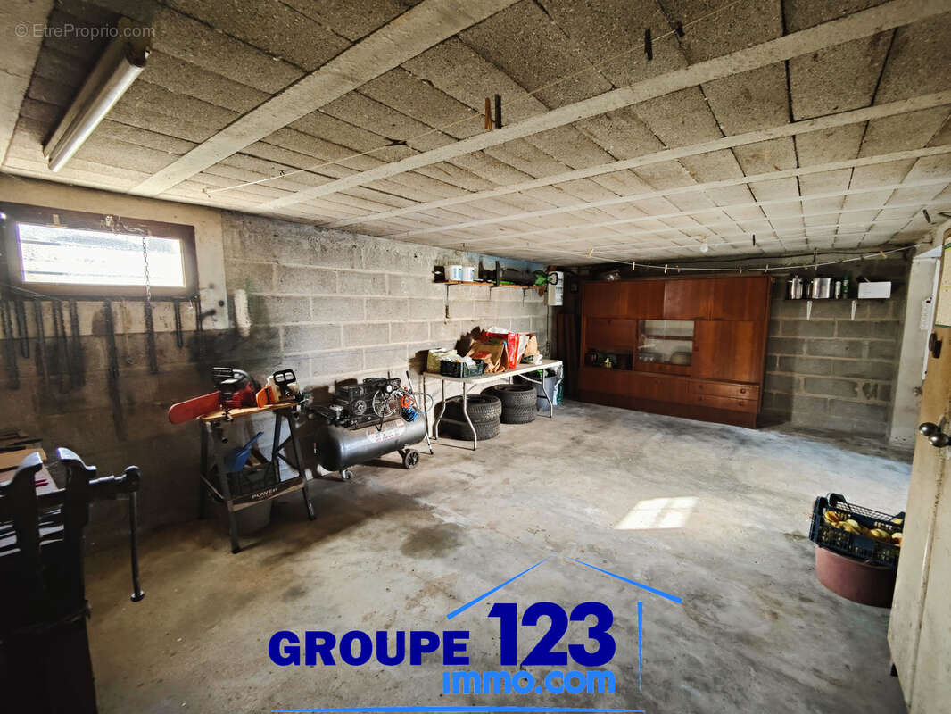 Maison sur sous-sol complet avec terrain clos - photo 12