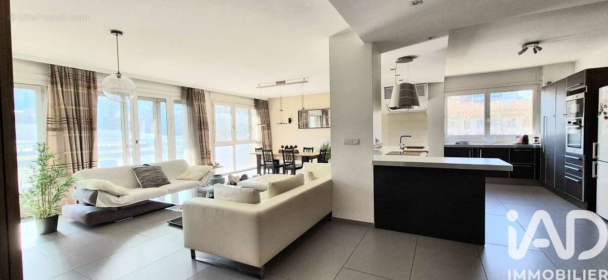 Photo 3 - Appartement à SAINT-ETIENNE