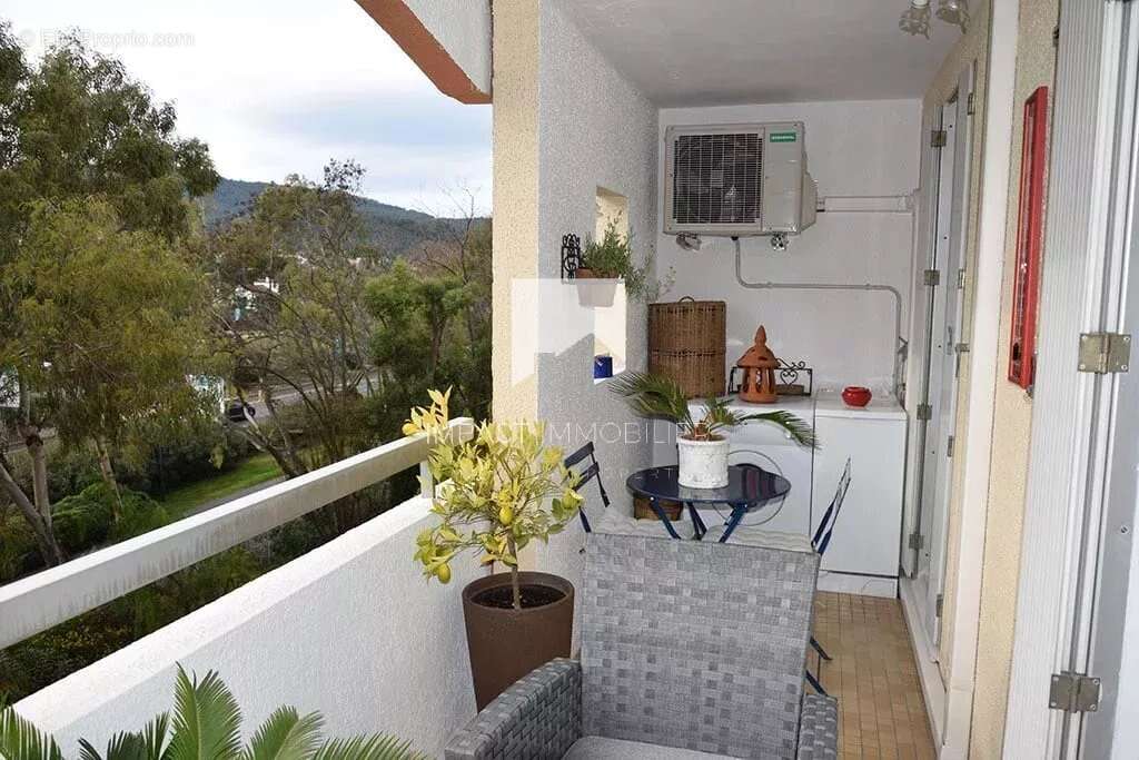 Appartement à HYERES