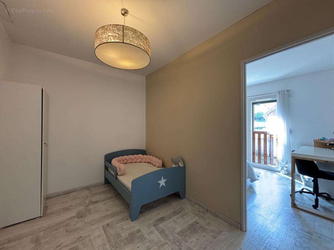 Maison à SAINT-LAURENT-DU-PONT