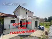 Maison à SAINT-SYMPHORIEN-DE-LAY