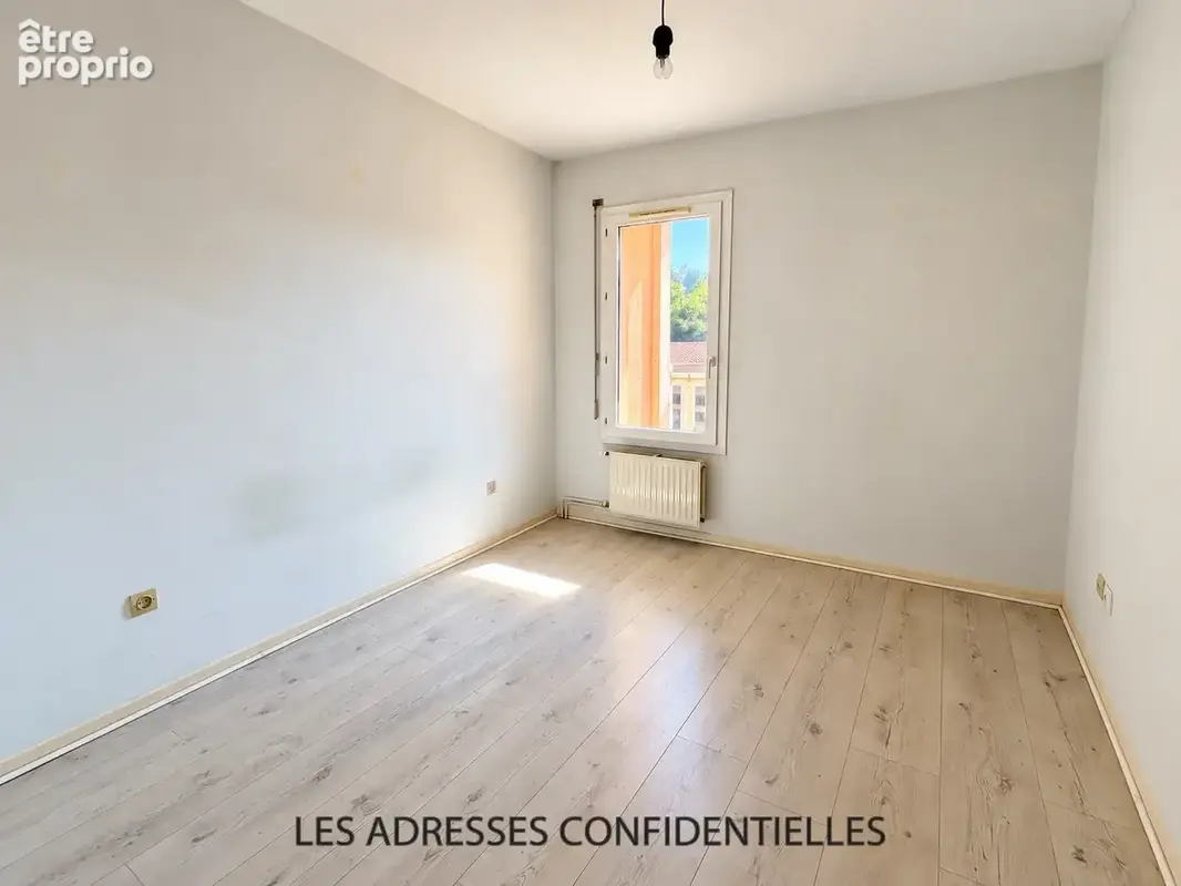 Lissieu - 2 pieces - dernier étage avec balcon et vue dégagée - photo 12