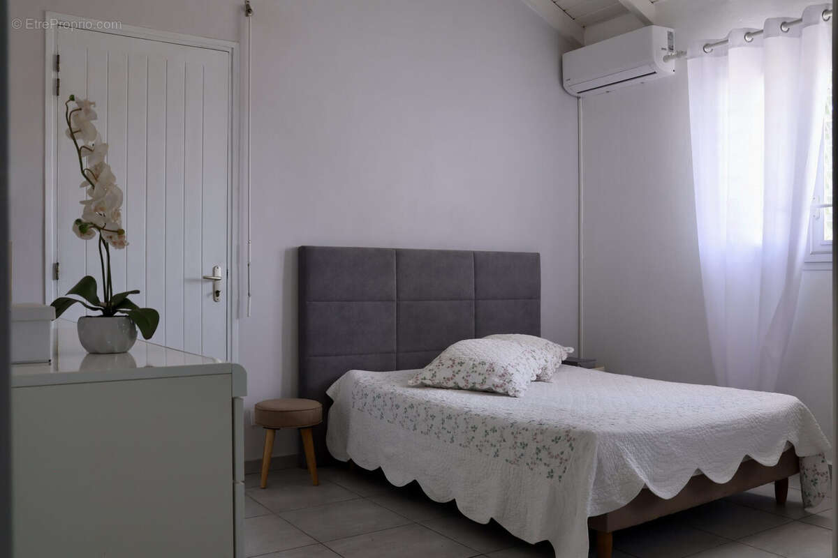 Maison à SAINTE-ANNE