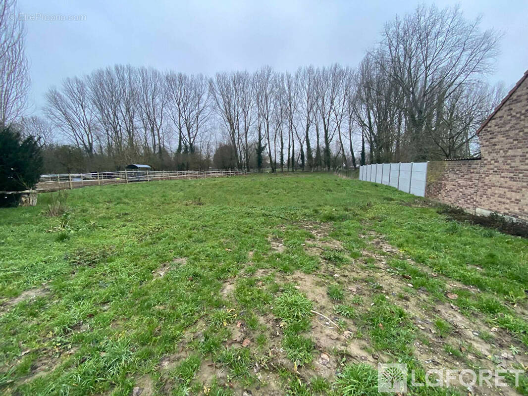 Terrain à ROBECQ