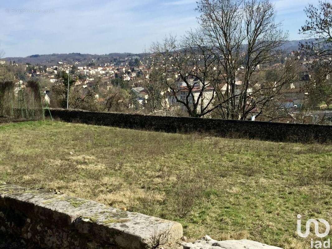 Maison 800 m² à Figeac  - photo 4