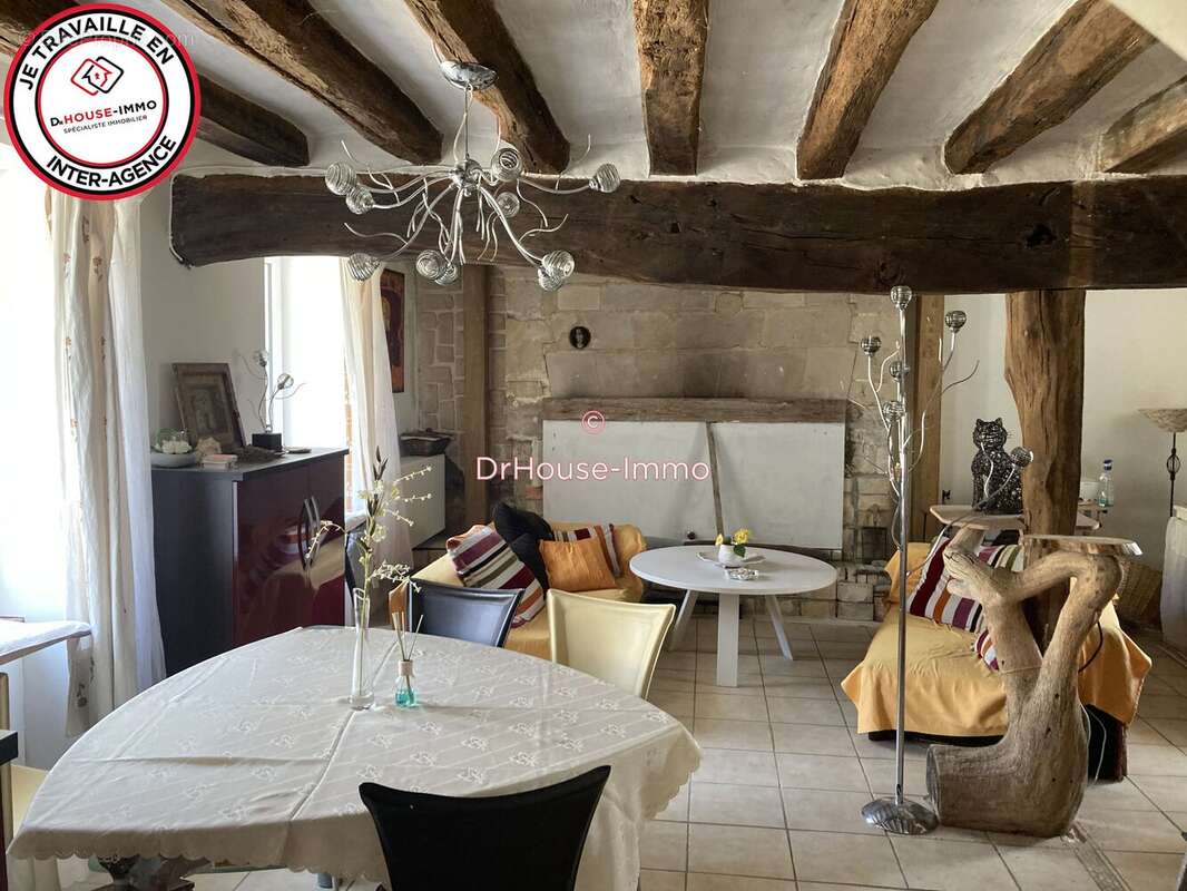 Maison à LA CHAPELLE-SUR-LOIRE