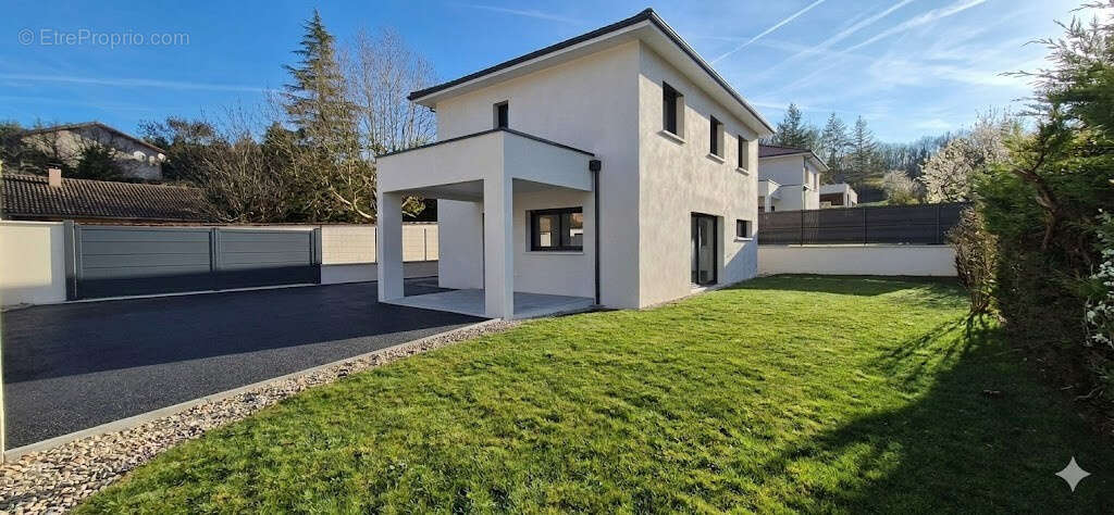 Maison à PANOSSAS