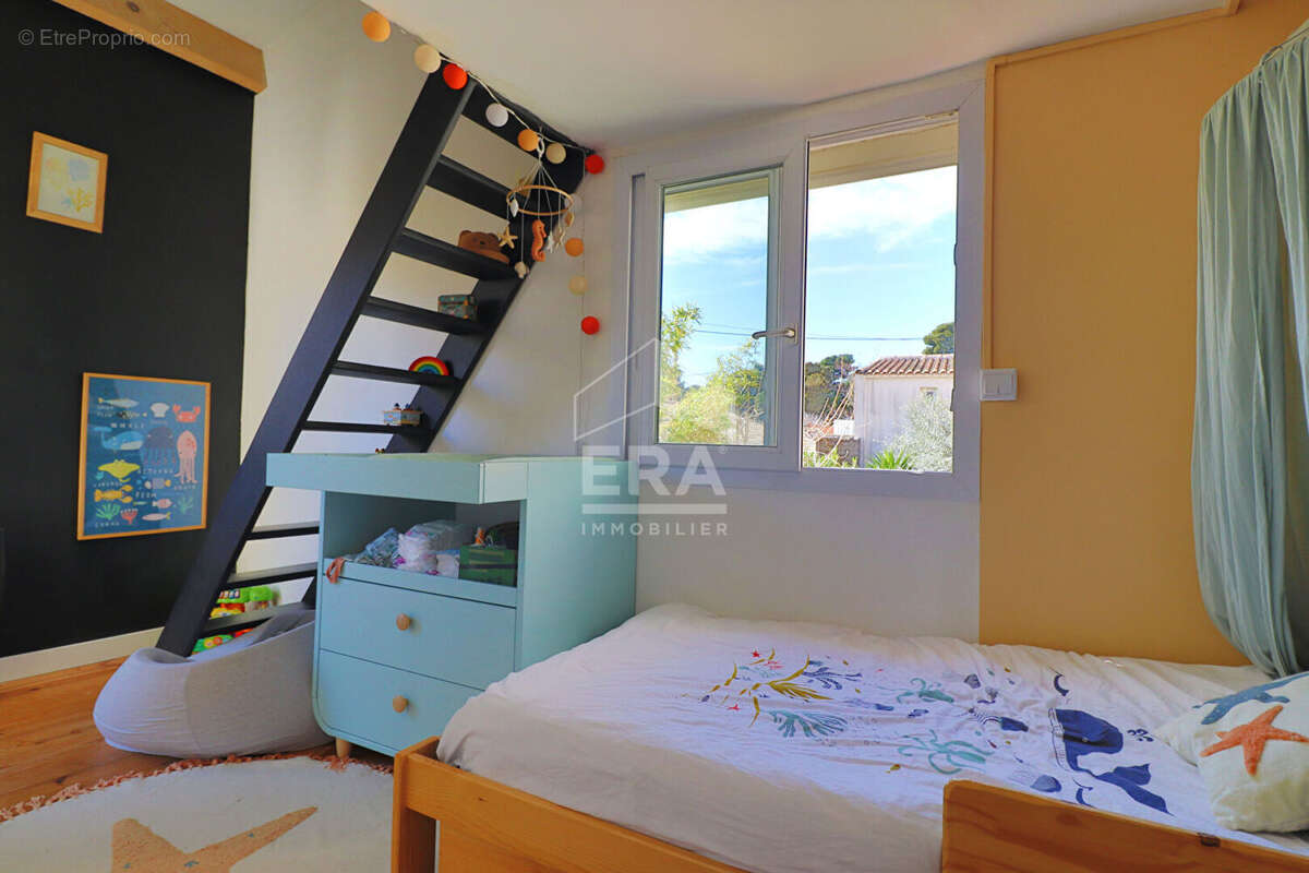 Maison à MARSEILLE-10E