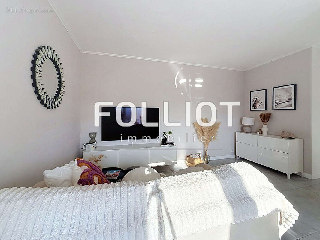 A VENDRE Appartement 2 pièces avec parking et cave Mondeville - photo 8