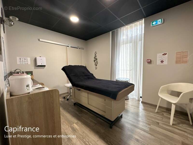 Commerce à BARNEVILLE-CARTERET