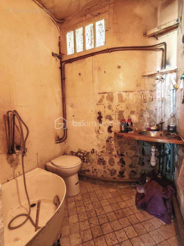 Appartement à PARIS-10E