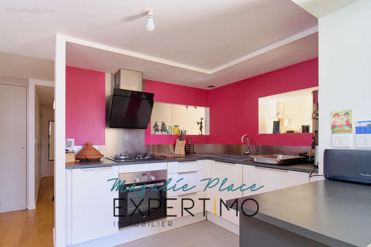 Appartement à BRON