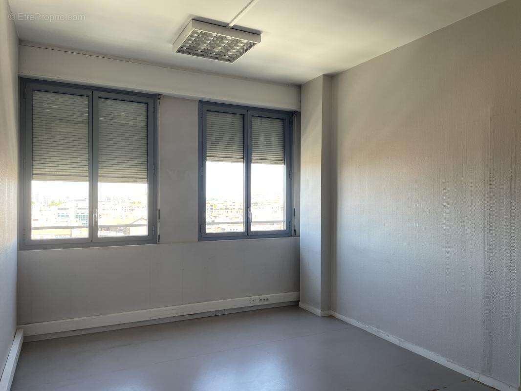 Commerce 97 m² à Toulouse  - photo 6