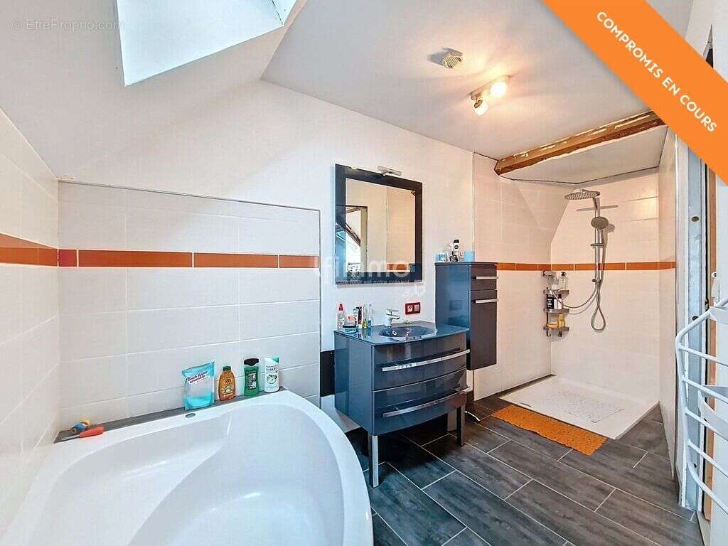 Maison à ROUDOUALLEC