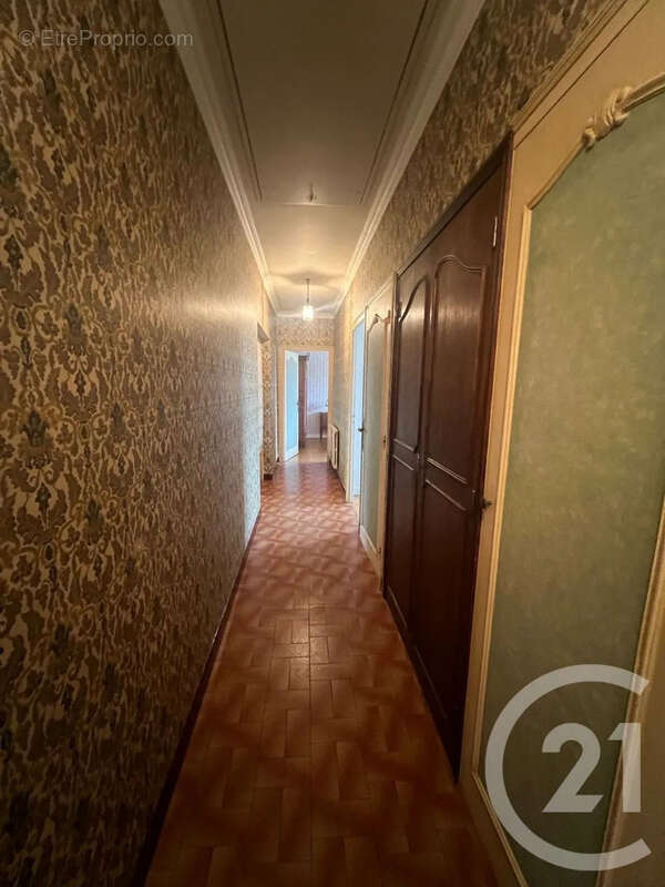 Maison à ARPAJON-SUR-CERE