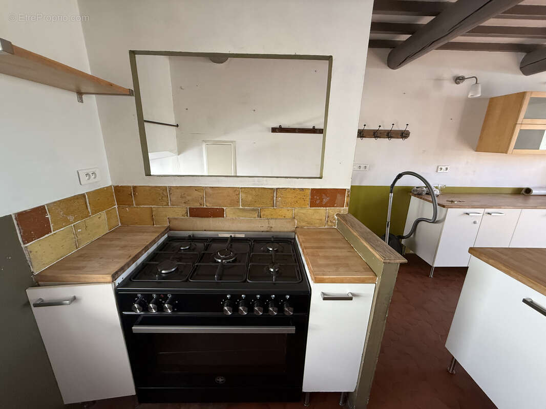 Maison à MONTPEYROUX