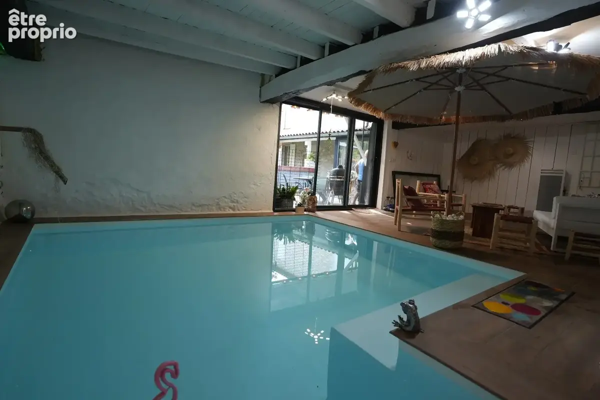 Demeure de caractère de 270m² avec piscine intérieure à 1h30 de Bordeaux et Toulouse - photo 3