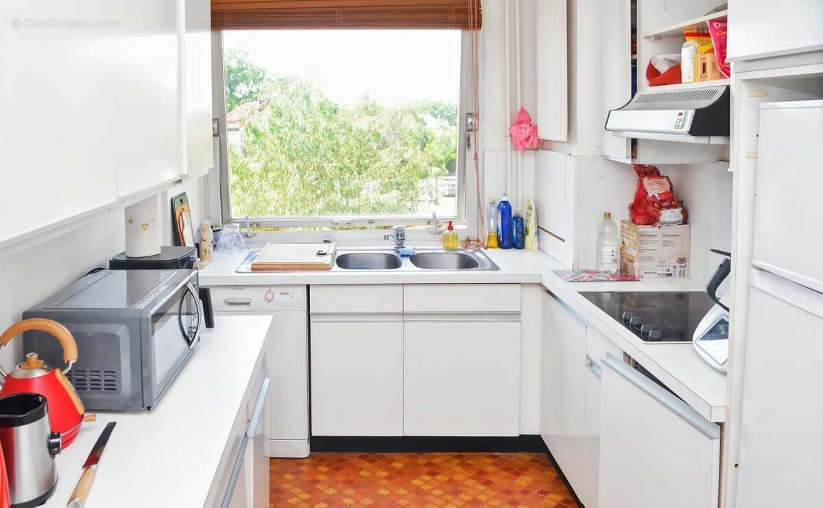 Appartement à LA CELLE-SAINT-CLOUD