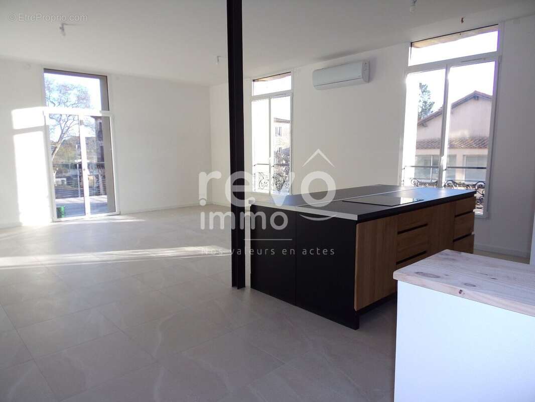 Appartement à PAULHAN