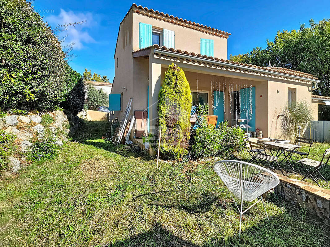 Maison à PIERREVERT