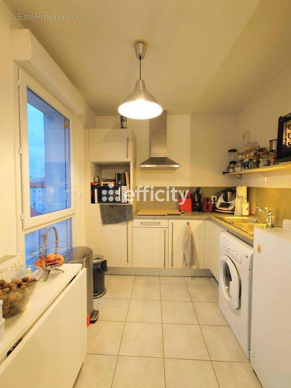 Appartement à LYON-7E