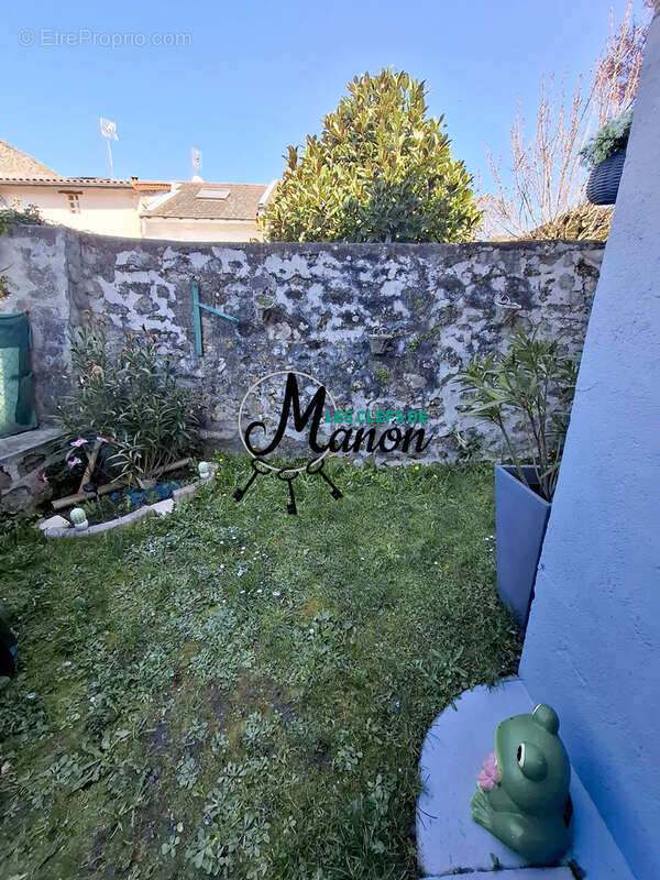Maison à CHATEAUPONSAC