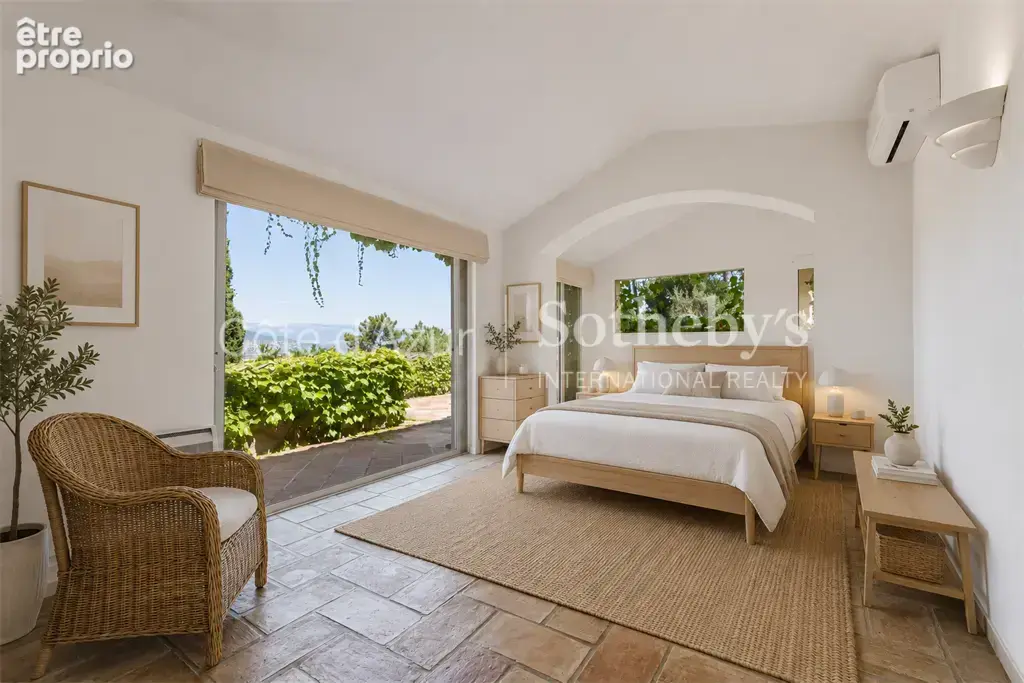 Théoule-sur-Mer – Villa provençale de 180 m² avec vue mer panoramique, piscine et hammam - photo 19