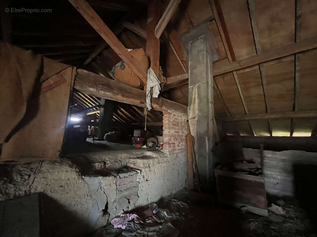 Maison à VARENNES-SAINT-SAUVEUR