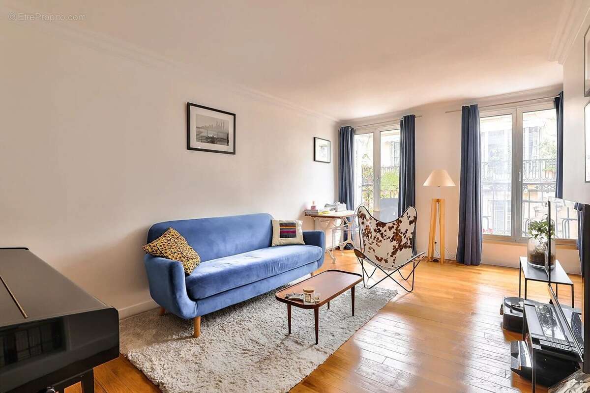 Appartement à PARIS-17E