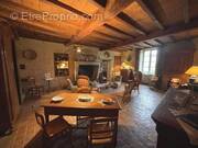 Maison à SAINT-JEAN-D'ANGELY