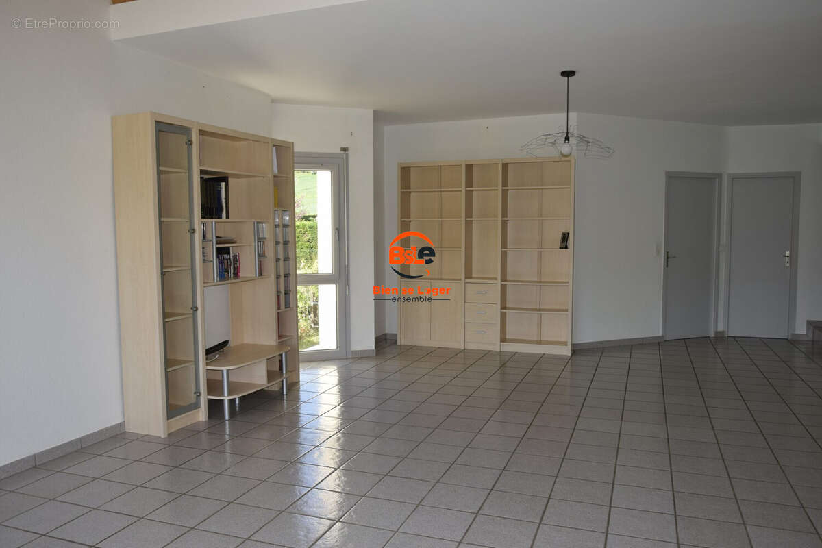 BSLE IMMO - AGENCE BSLE IMMOBILIER VEYRE MONTON - MAISON A VENDRE 5 CHAMBRES - LES MARTRES DE VEYRE - Maison à LES MARTRES-DE-VEYRE