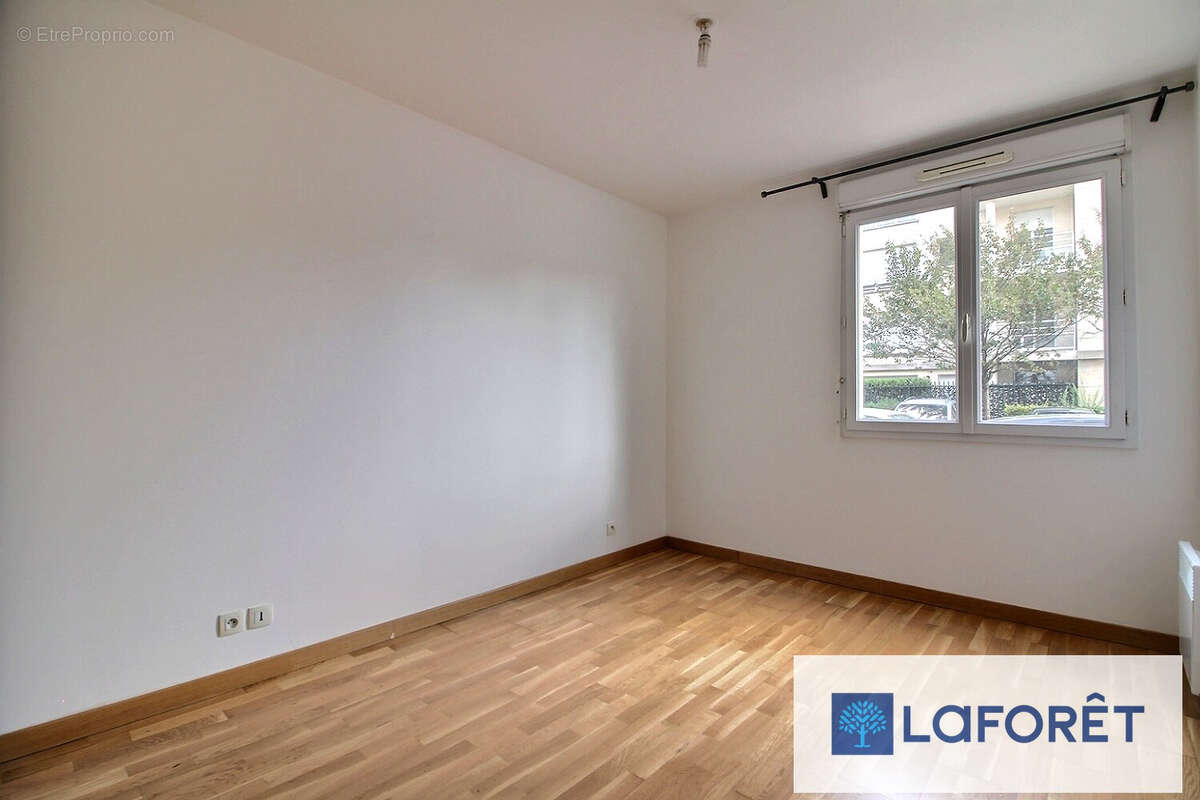 Appartement à CORBEIL-ESSONNES