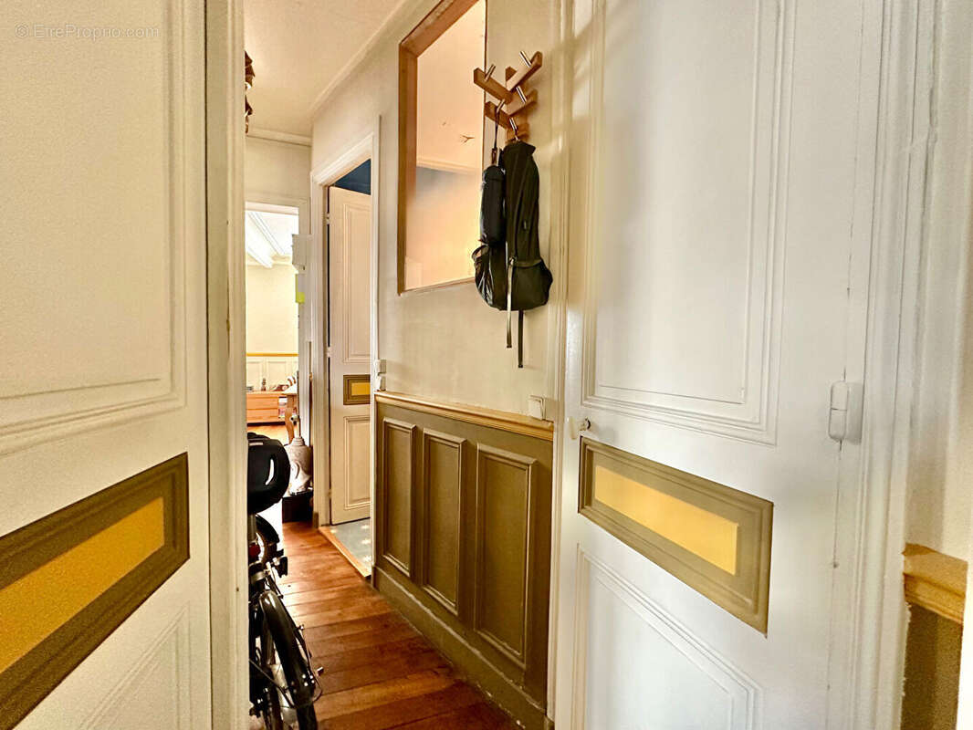 Appartement à PARIS-11E