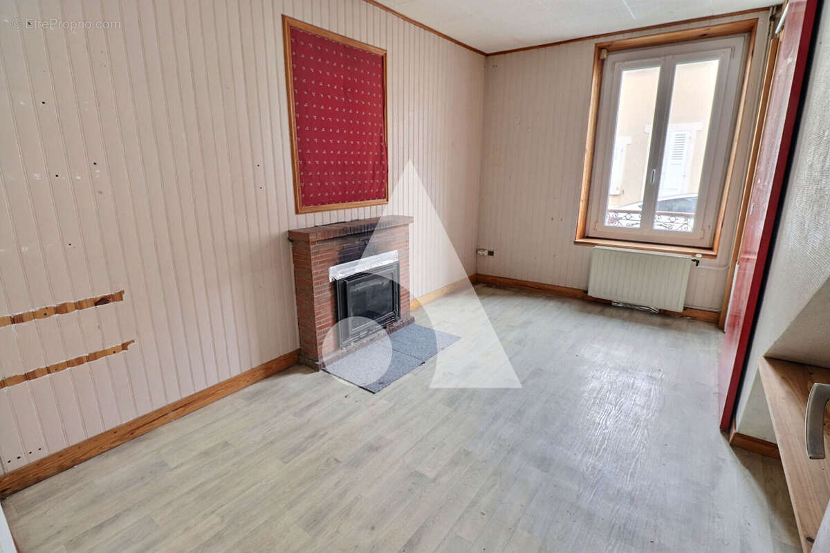 Maison à MERY-SUR-OISE