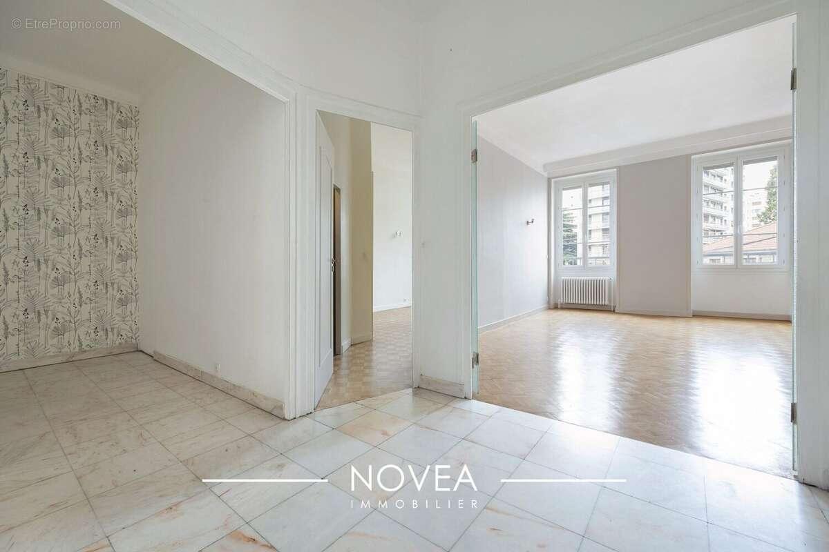 Appartement à LYON-3E