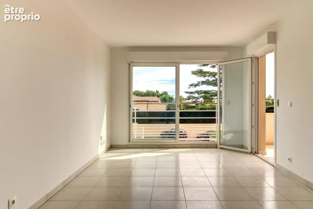 Nice Fabron – 2 pièces au calme avec terrasse et piscine - photo 5