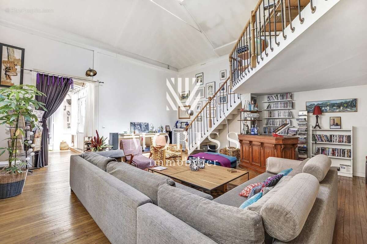 Appartement à NEUILLY-SUR-SEINE