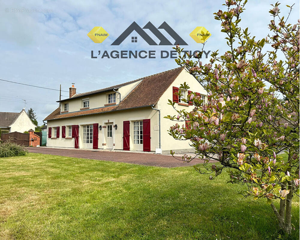 Maison à VIGLAIN