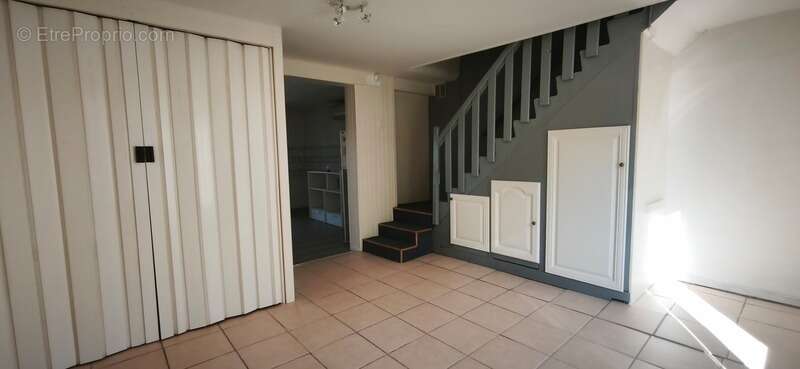 Maison à AIFFRES (79) - photo 8